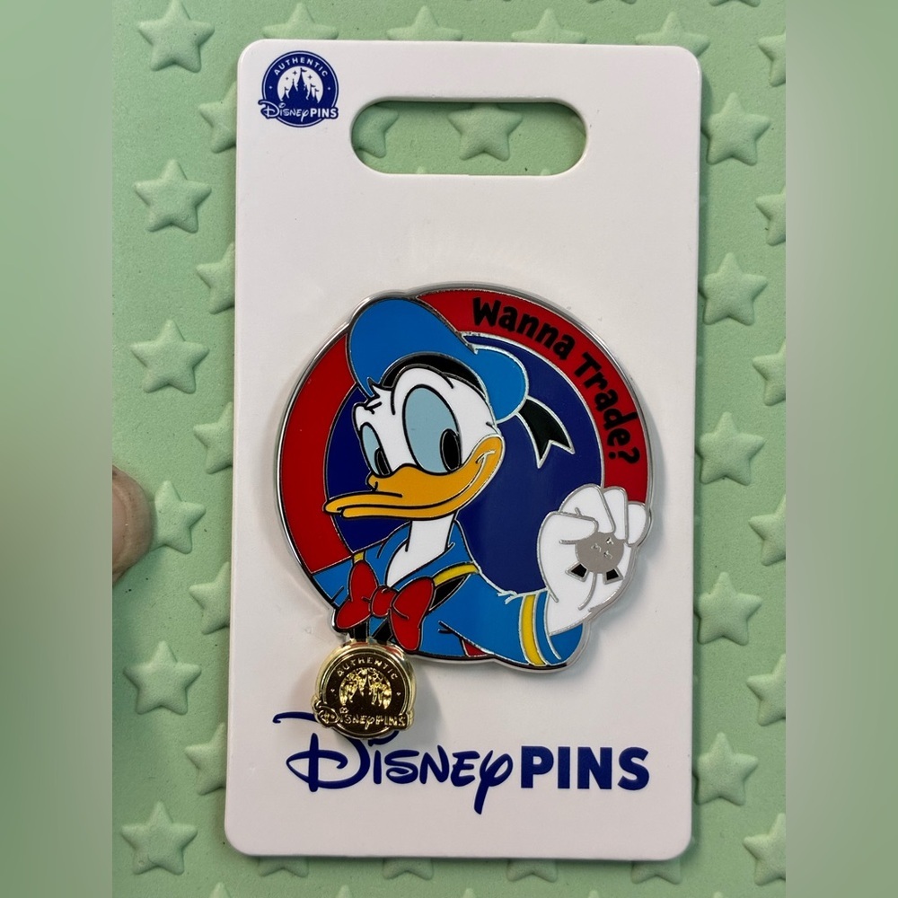 Disney Parks 2026 Wanna Trade? Donald Duck Pin